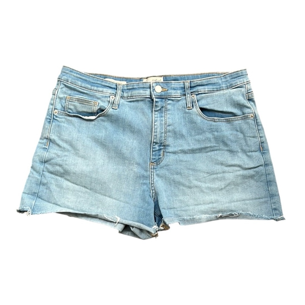 Universal Thread High Rise Denim Shorts Size 16 Light Wash Raw Hem